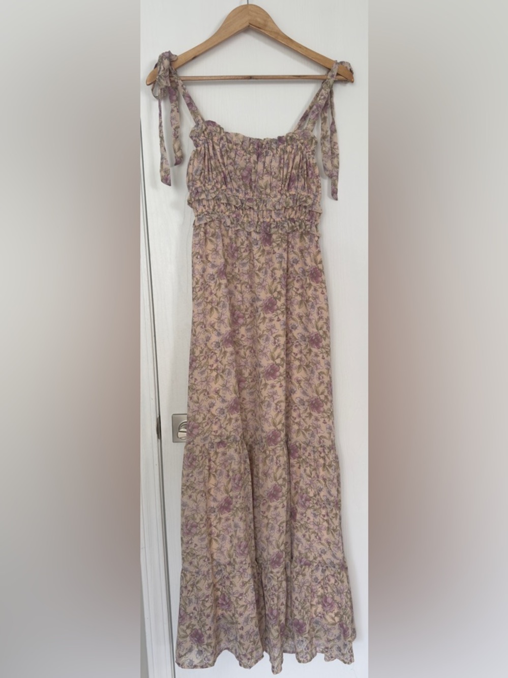 🌸 ASTR The Label Floral Maxi Dress XS Cottagecore Tie Strap Ruffle Boho - Picture 4 of 11